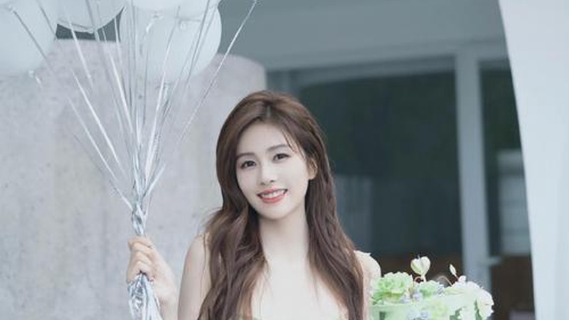 白鹿李昀锐拍摄花絮释出默契同框氛围感拉满引发期待