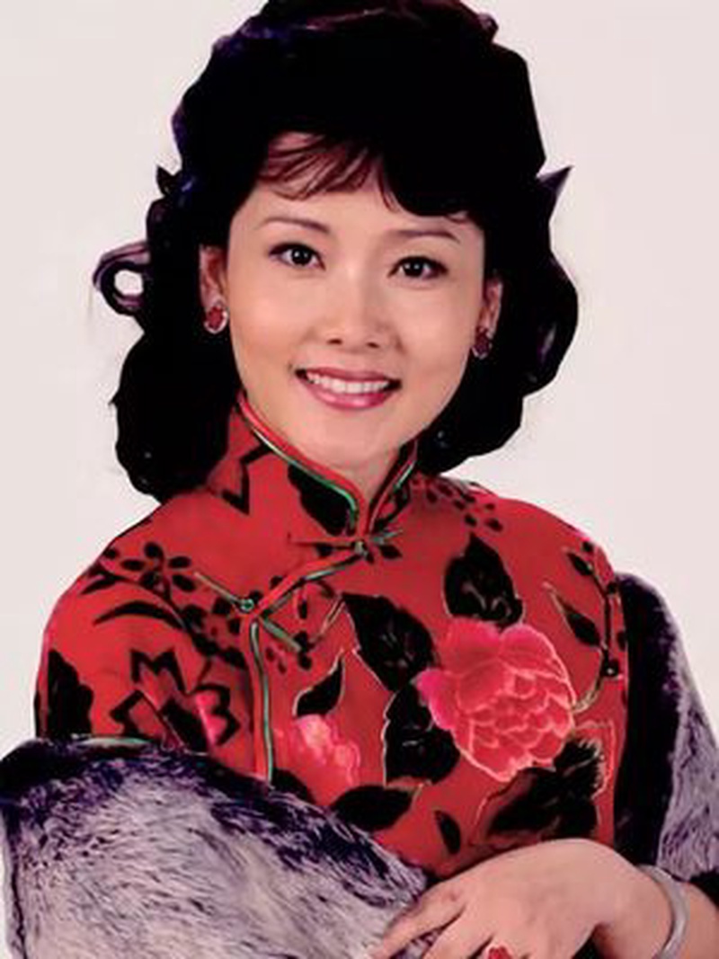 何赛飞